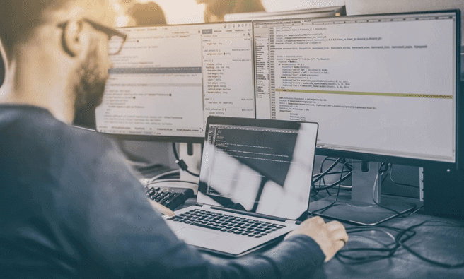 программист, разработчик ПО, DevOps-инженер, администратор Big Data, сисадмин, системный администратор